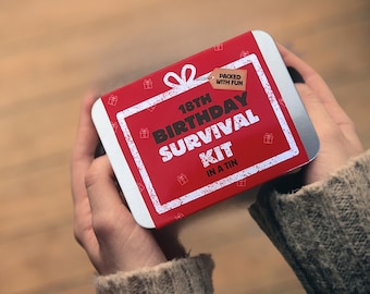 Regalo de 18º cumpleaños. Kit de supervivencia para el 18º cumpleaños en lata. Divertido y original regalo de bolsillo para hijo, hija o amigo.
