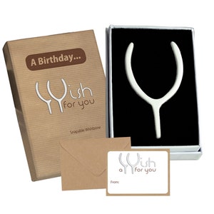 Cadeaux végétariens et végétaliens. Cadeau et carte en forme de triangle fragile. Souhait spécial pour toutes les occasions : anniversaire, Noël, action de grâces, etc.