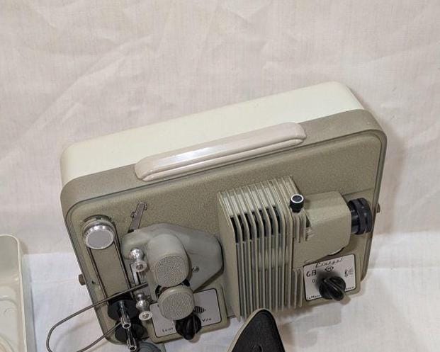 Projecteur CINE GEL ROYAL LE MANS vintage