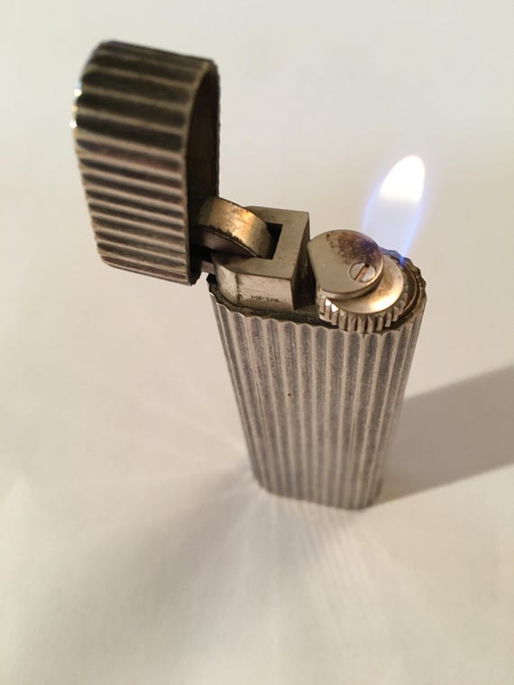 ヴィンテージカルティエライター シルバー色 カルティエ ライター オーバル シルバーカラー格子柄 機械調整