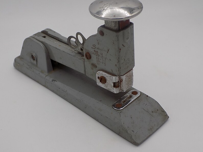 SWINGLINE Inc Stapler/Design 50/Long Island-USA/Vintage Office Stapler 50s/Art Deco Stapler/Made in USA/Decorative Object/Gift Idea. image 5