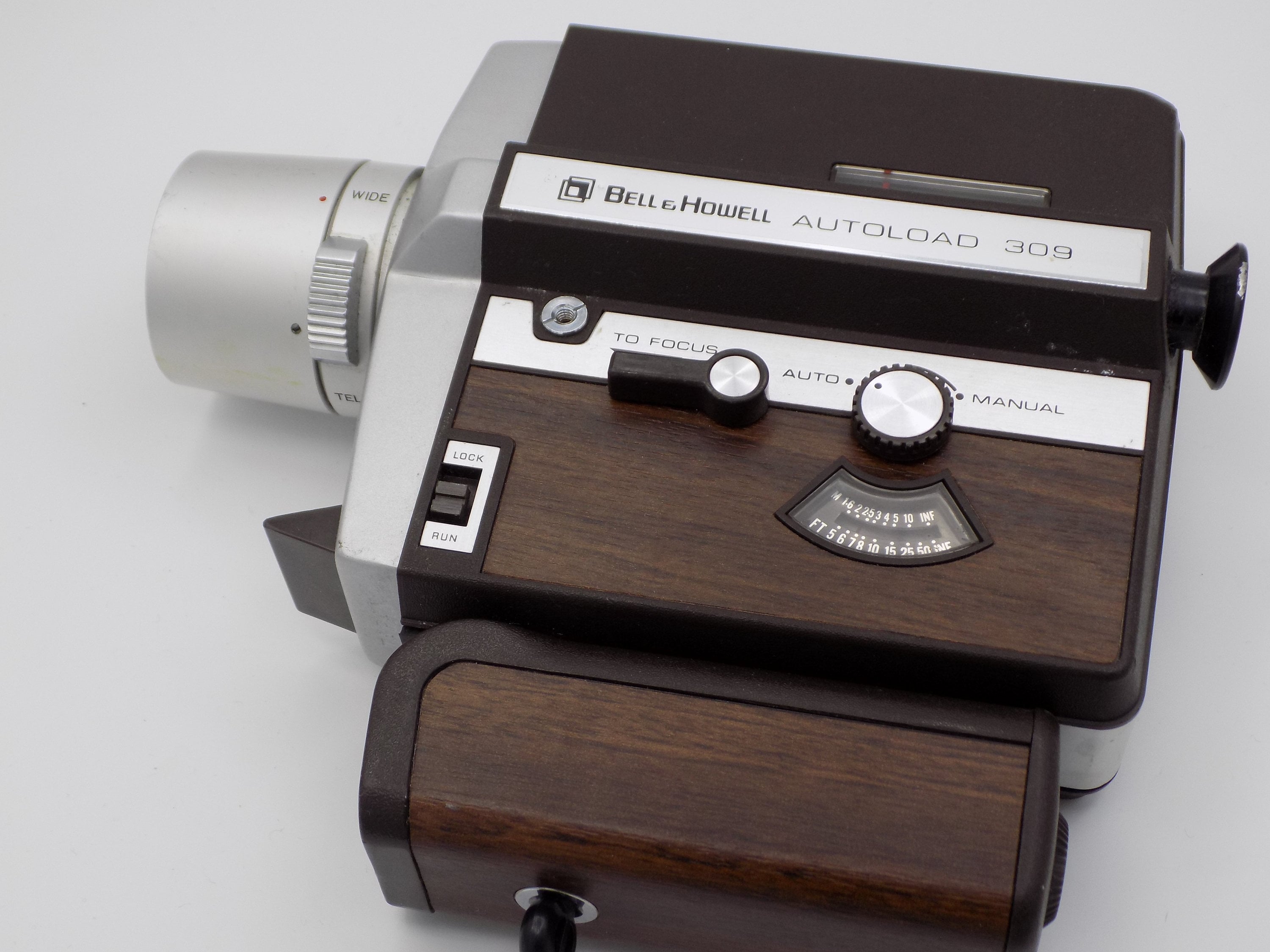 BELL E HOWELL, Focus Matic, Autoload 309,camera Film, Made