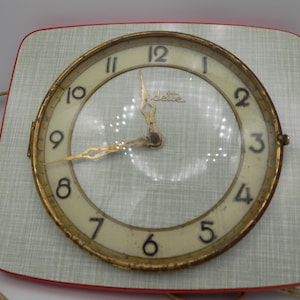 VEDETTE, Electric Wall Clock, Antique Clock, Vedette Formica, Vintage 1950-1960, Decorative Object, Collection