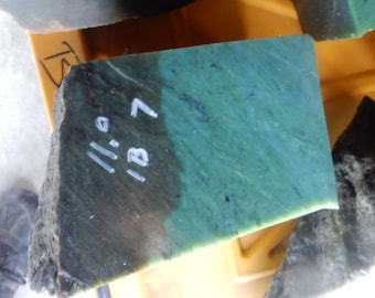 Jade néphrite de la Colombie-Britannique