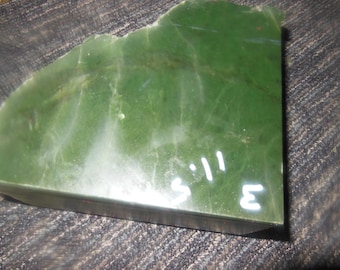 Jade néphrite de la Colombie-Britannique