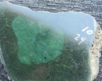 Jade néphrite de la Colombie-Britannique