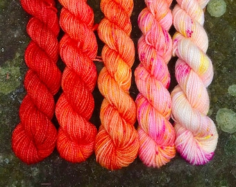 Fire Festival Deep Dips // Mini Skein Deep Sock