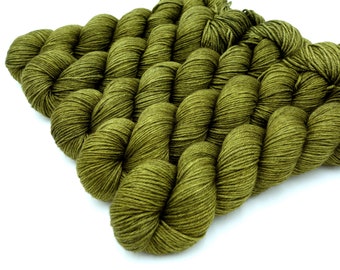 Lemongrass// Yakima DK, merino silk and yak DK weight in a warm golden olive green. Perfect for sweaters and shawls.