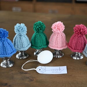 Lot de 6 cache-oeufs « bonnet à pompon » en tricot