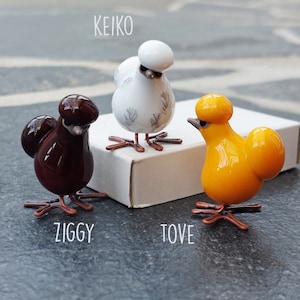 glass miniature chickens silkies trio collectables easter decoration miniature figurines farm animals livestock chick poultry feather