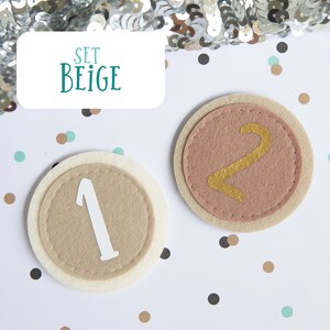Numeri di compleanno beige con chiusura in velcro per la corona di compleanno