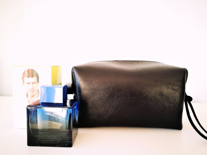 Men/'s leather toiletry bag