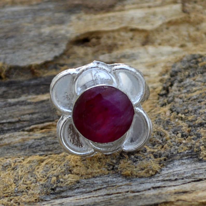 925 Sterling Silver Ring Natural Red Ruby Gemstone Ring Gift For Her July Birthstone Ring Floral Facete Ruby Ring Gemstone Silver Ring