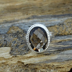 Checker Cut Smoky Quartz Gemstone Ring, 925 Sterling Silver Ring, Heart Ring, Smoky Gemstone Silver Ring, Designer Birthstone Gift Ring