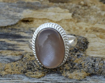 Natural Peach Moonstone Gemstone Ring, 925 Sterling Silver Ring, Designer Silver Ring, June Birthstone Silver Ring, Artisan Designer Ring