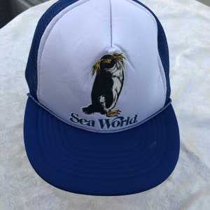 Vintage Sea World Foam Mesh SnapBack Hat Cap Trucker Penguin 1987