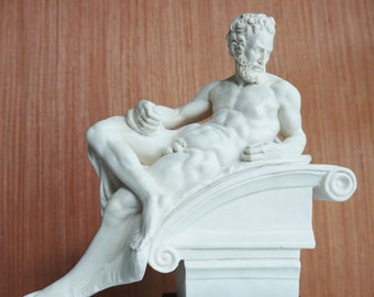 Twilight is a Michelangelo masterpiece. One of his four allegories. A.Santini. Italy. Sculpture. Figurine