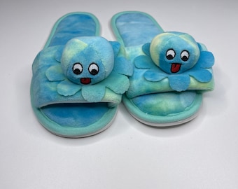 Octopus slippers