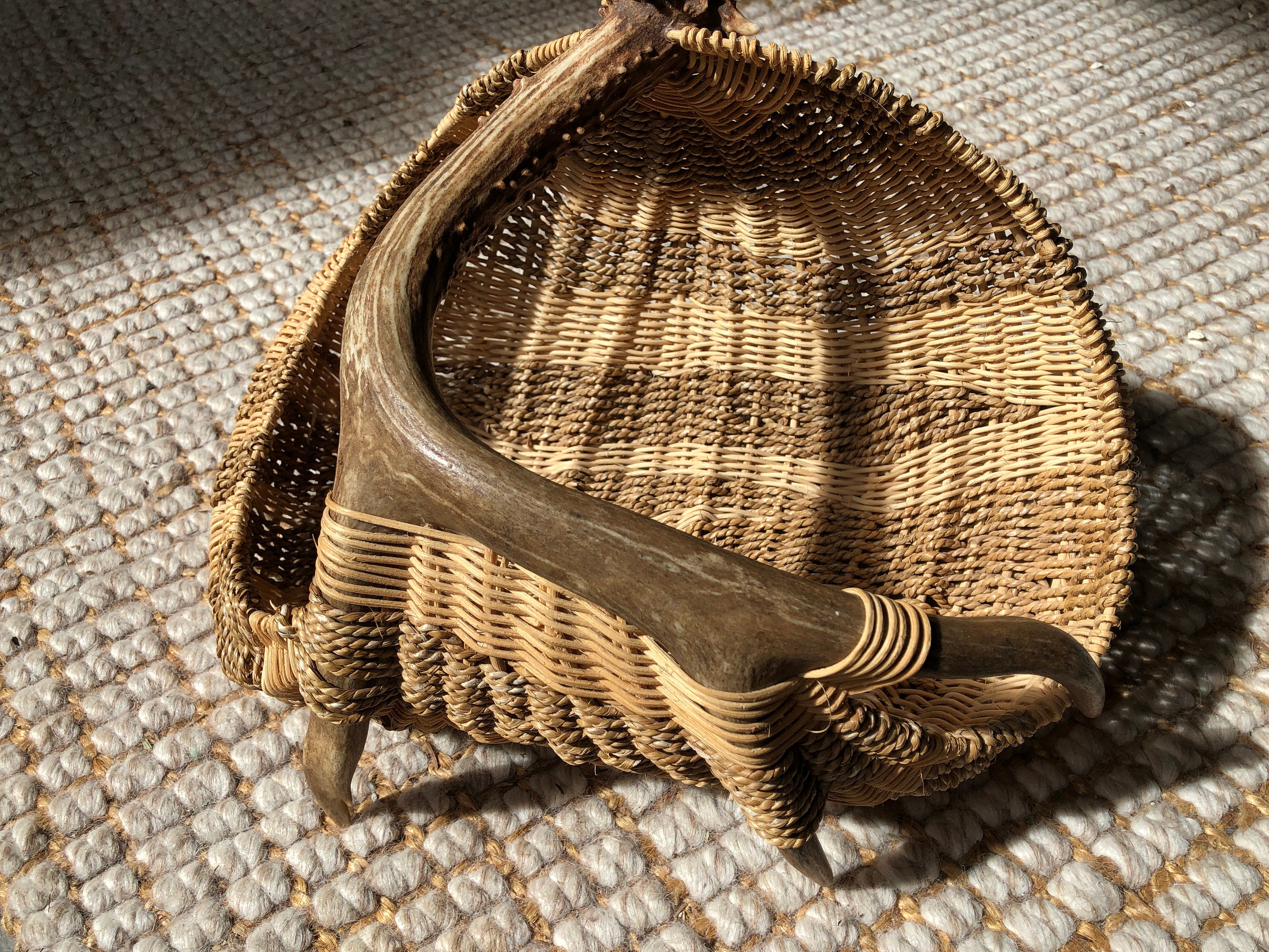 Wicker Fishing Creel Basket With Weathered Leather Trim, Woven Fly Fishing  Collectible, Rustic Lakehouse Cabin Decor, Scott's Trout Flies 