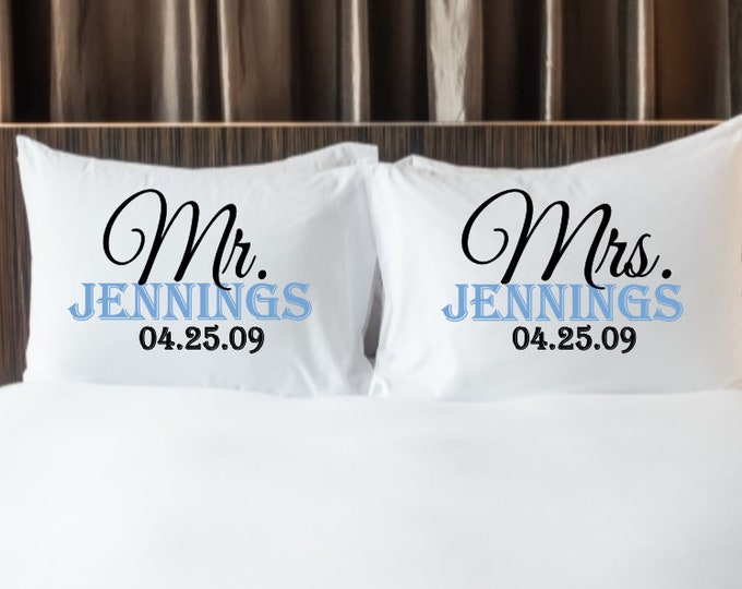 Mr & Mrs pillowcases set of 2 - Personalized wedding his and her Pillowcase - Newly Wed pillowcases - Engagement gift for bride groom custom