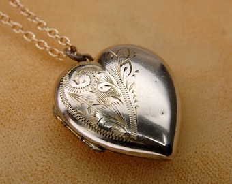 Retro Floral Foliate Heart Locket, Hand Chased, 9ct Front & Back, Canadian, Pendant Necklace, Vintage, Optional Chains, c.1930's-50's, 3.90g