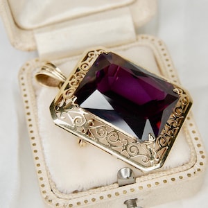 14K Gold Floral Sapphire Pendant Brooch: Retro Vintage Jewelry