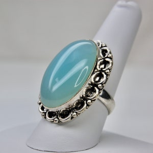 Luminous Aqua Blue Chalcedony Artisan Ring in Sterling Silver, Boho, Vintage, Size 9.25 Size 9 1/4, c. 1970s, 13.82g image 6