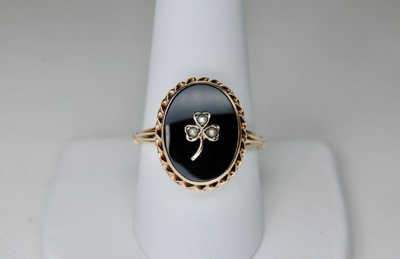 10k Clover Onyx Signet Ring, Luck, Seed Pearls, L… - image 3