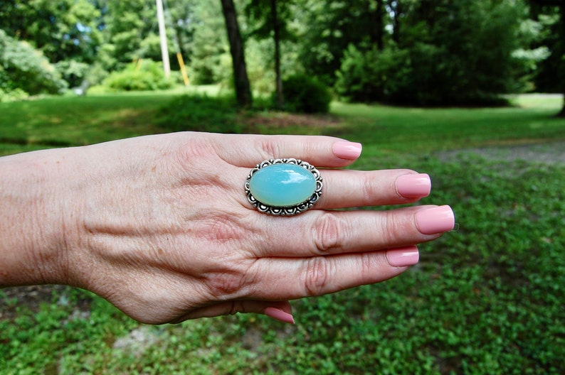 Luminous Aqua Blue Chalcedony Artisan Ring in Sterling Silver, Boho, Vintage, Size 9.25 Size 9 1/4, c. 1970s, 13.82g image 2