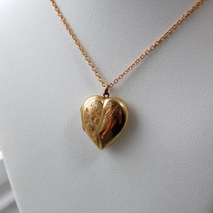 Retro Floral Foliate Heart Locket, Hand Chased, 9ct Front & Back, Canadian, Pendant Necklace, Vintage, Optional Chains, c.1930's-50's, 3.90g image 8