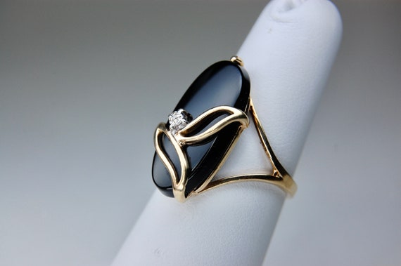 Retro Onyx and Diamond Ring in 10k Gold, Oval, Fl… - image 7