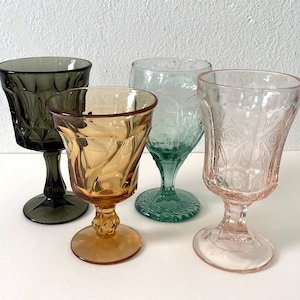 Mismatched Vintage Colored Glass Goblets, Rainbow Glassware Tableware Set of 4 Wineglasses, Boho Table Setting for Dinner Parties or Wedding