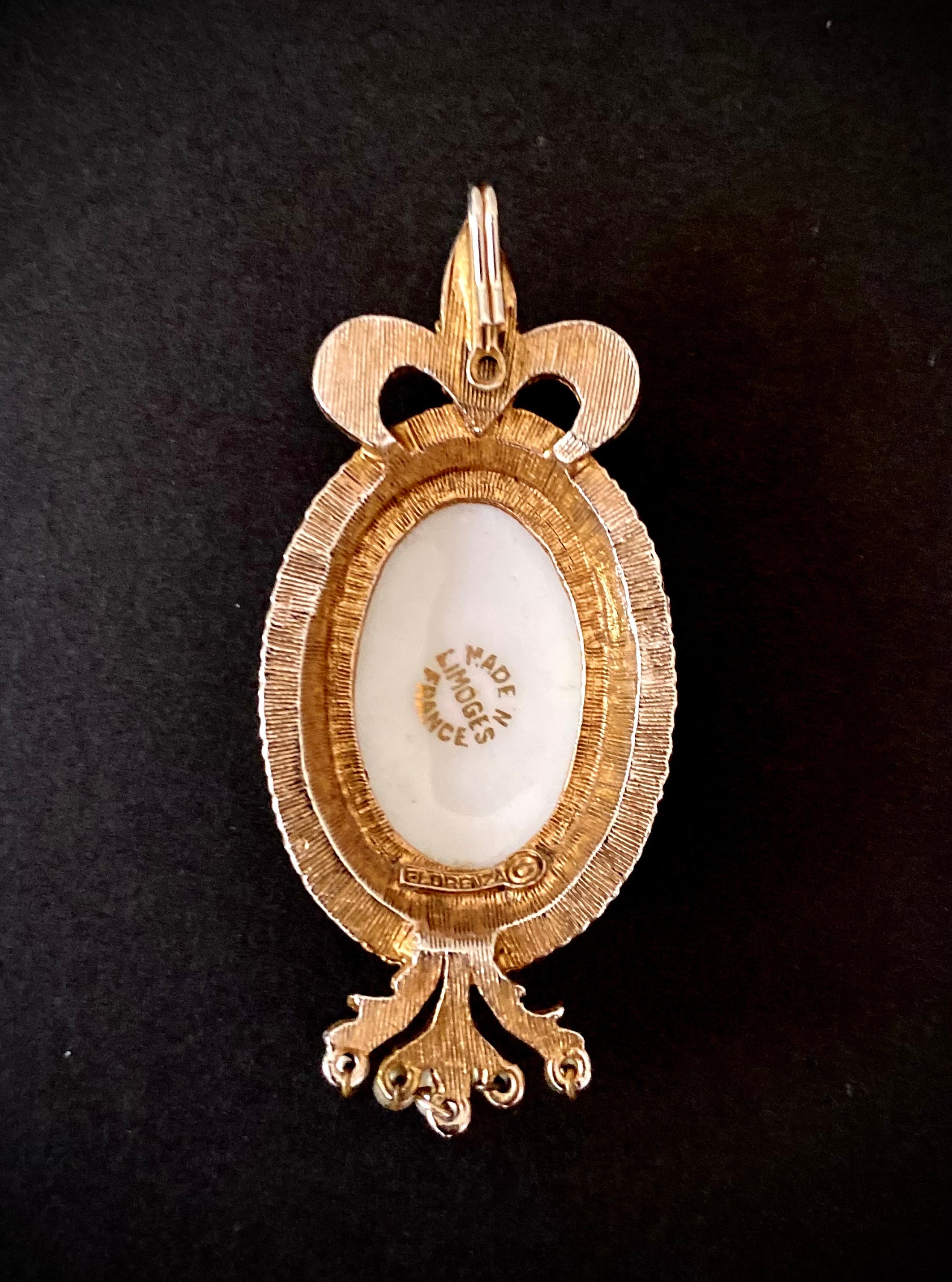 Pendentif Ancien Camée Porcelaine De Limoges Sur Or - Bijou Vintage Parfait État
