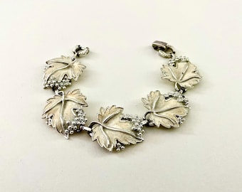 Vintage Sarah Coventry Enamel Bracelet in Silver Tone, Grape Leaves, Signed with Hinge Clasp