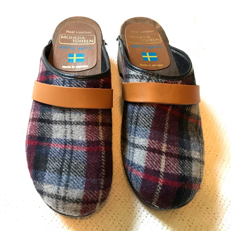 plaid clogs