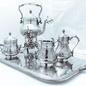 Christofle Marly Guilloche, Tea and coffee Samovar set.