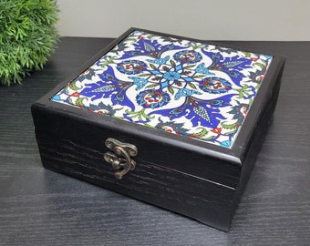 Handcrafted Wooden Jewelry Box with Traditional Palestinian Design and Velvet Lining - Perfect Gift for Any Occasion