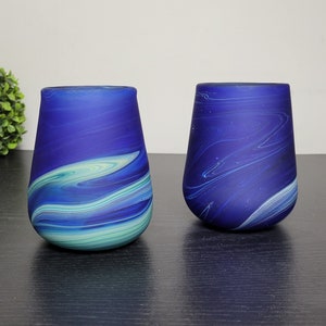 Handblown Recycled Glass Stemless Wine Glass - Navy Blue Swirl