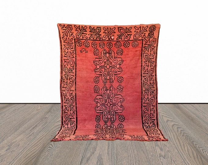 vintage Moroccan Berber rug 4x6 ft!