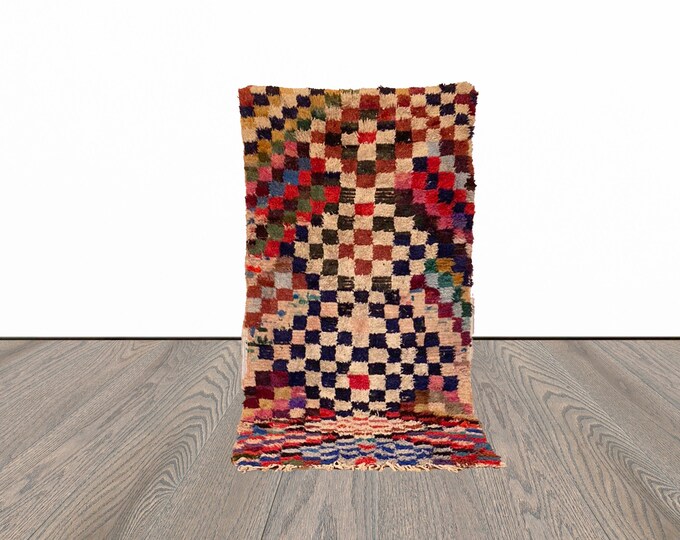 3x7 ft Moroccan vintage area rug!