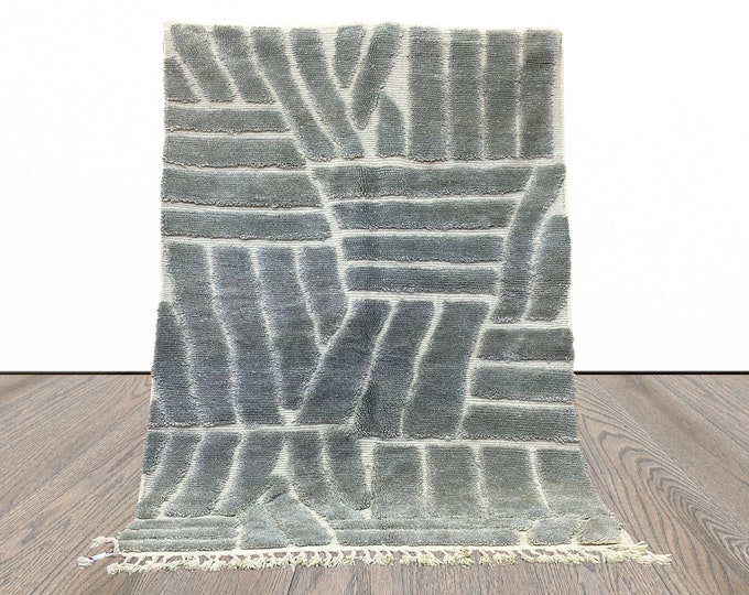 Moroccan Berber Rug, Authentic Shag Wool Area Rug, Perfect for Home Decoration, Ideal Housewarming Gift