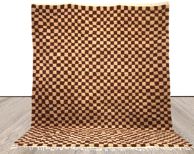 Handmade moroccan berber wool rug - brown and cream checkered pattern rugs