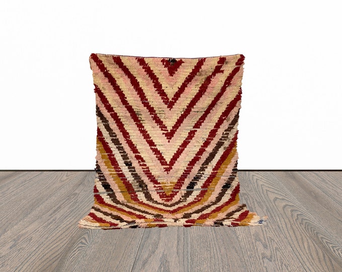 Moroccan vintage small area rug 3x5 ft!