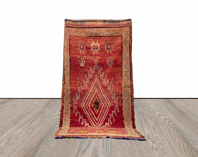 4x9 Feet Wool Vintage Moroccan Decorative Rug.