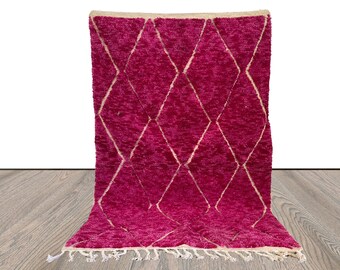 Moroccan Handwoven Purple area Rugs. 4x6 Diamond Berber BOUJAAD Rug.