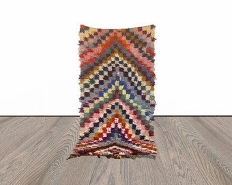 4x6 ft Moroccan vintage area rug!