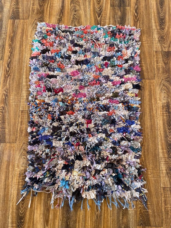 新品未使用　Moroccan boucherouite rug ポシャルウィット 3x4 Ft Small Boucherouite Moroccan Rug. - Etsy