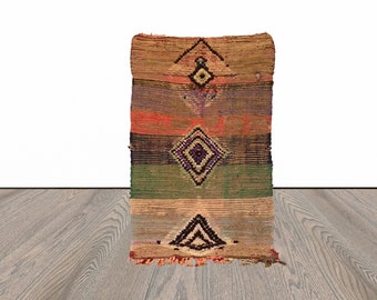 ハンドメイドのモロッコベルベルラグ：ヴィンテージシルクエリアラグ