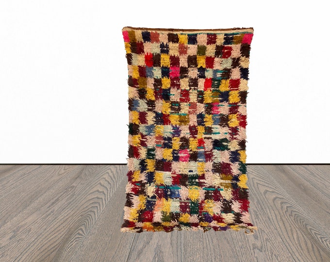 4x6 ft Moroccan vintage colorful rug!