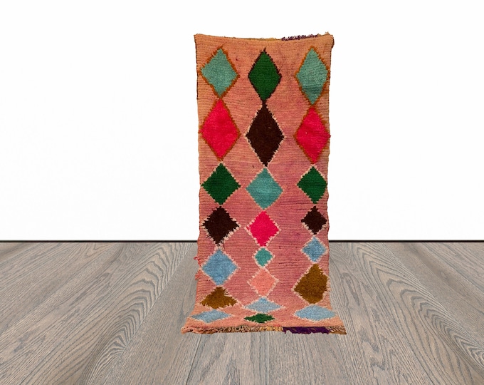 3x7 ft vintage Moroccan area rug!
